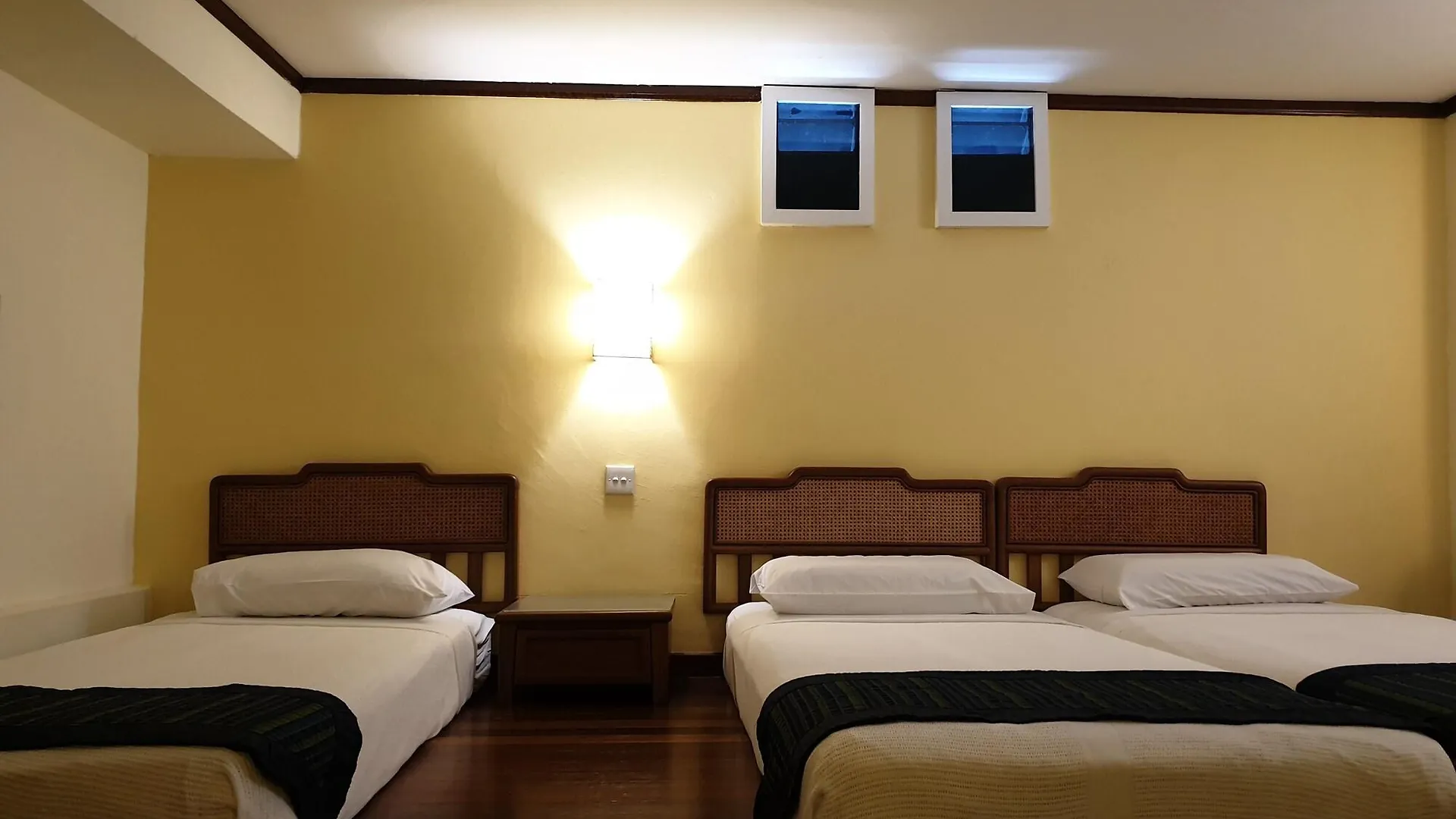 Perak Hotel Singapore